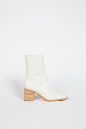 "INTENTIONALLY __________." Contour Boots - White "INTENTIONALLY __________." Contour Boots - White