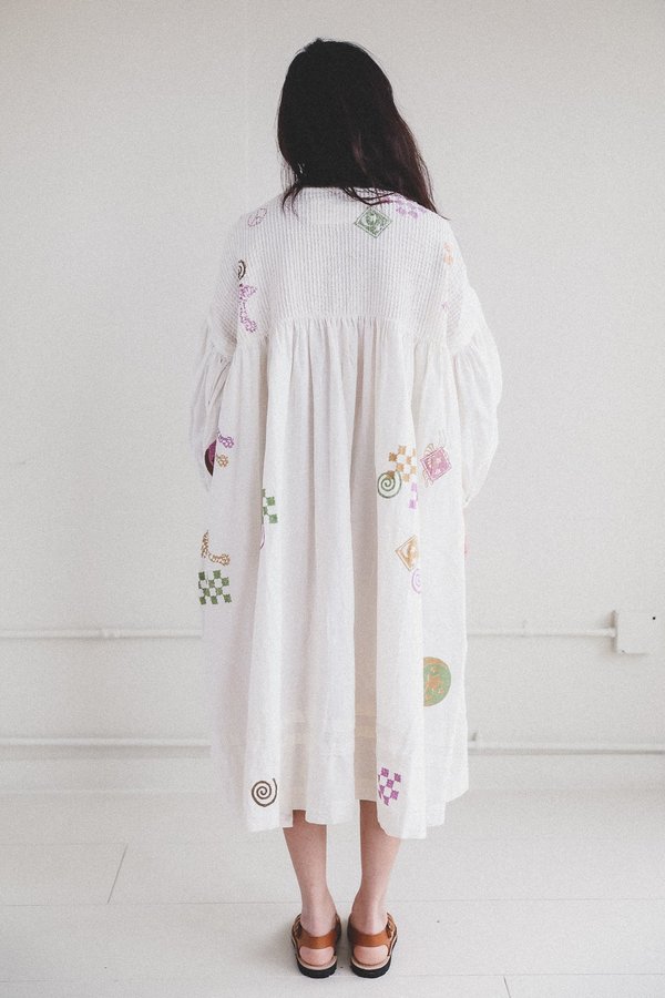 the story of my cotton dress This dress has been sitting in my wardrobe for a while. I loved the colour and shape but it always felt a little bit plain., So I decided to see what I could add just a little touch of detail., A