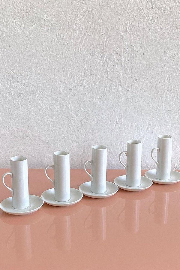 Casa Cuadra Vintage Minimalist Porcelain Espresso Cups & Saucers - White Casa Cuadra Vintage Minimalist Porcelain Espresso Cups & Saucers - White