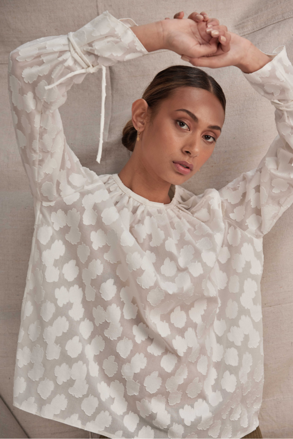 Lois Hazel Cena Top - Cloud Lois Hazel Cena Top - Cloud