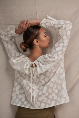 Lois Hazel Cena Top - Cloud Lois Hazel Cena Top - Cloud