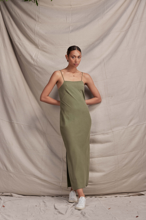 Lois Hazel Pillar Slip - Moss Lois Hazel Pillar Slip - Moss