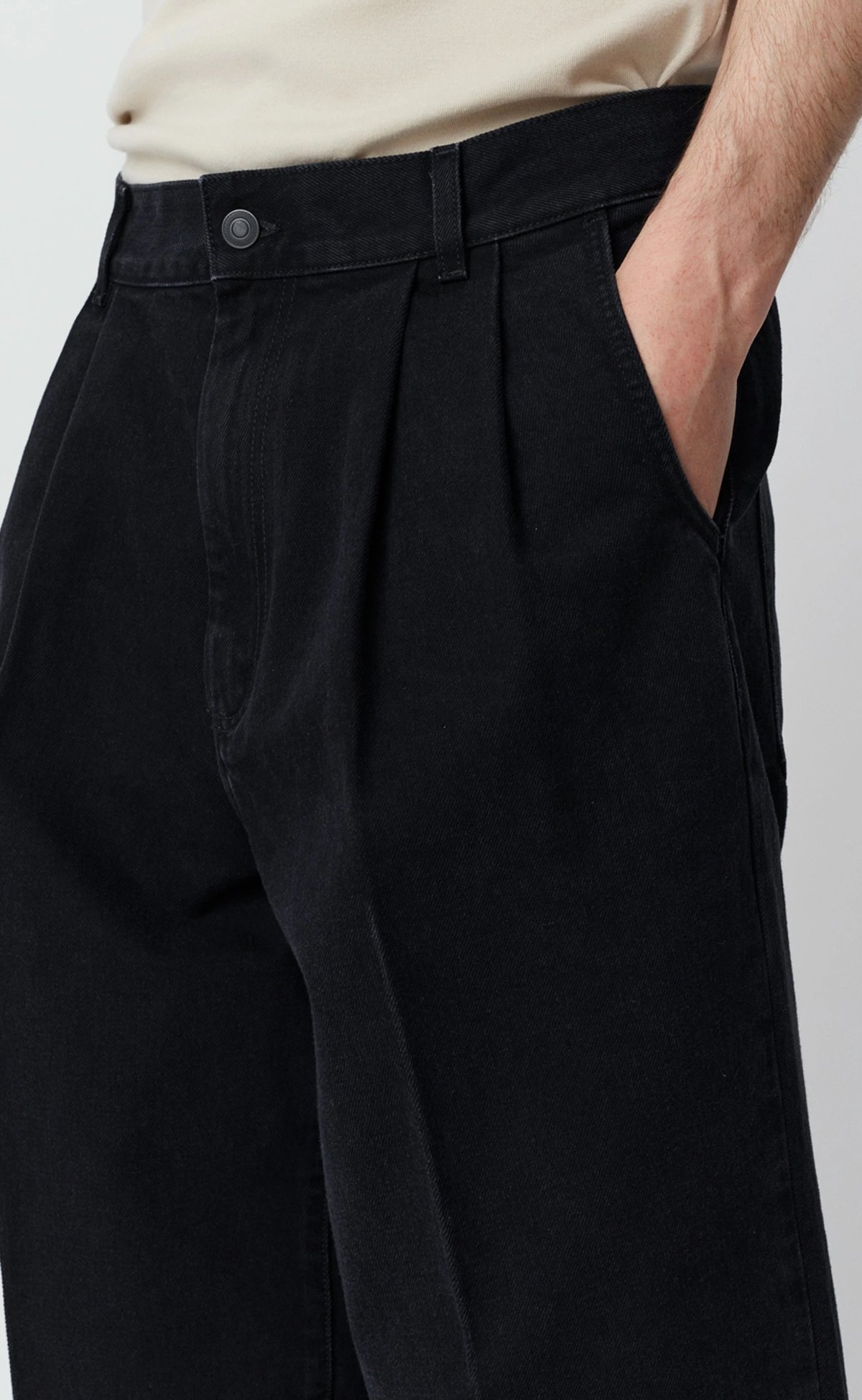 mfpen Bigger Jeans - Black | Garmentory