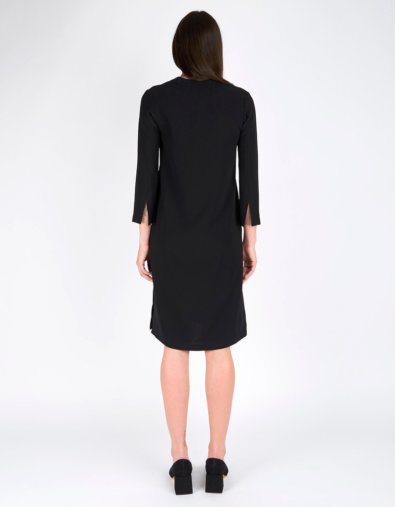 【関税込み】Filippa K ブラック ディープバック マキシドレス Filippa K Deep V-Neck Dress Black | Garmentory