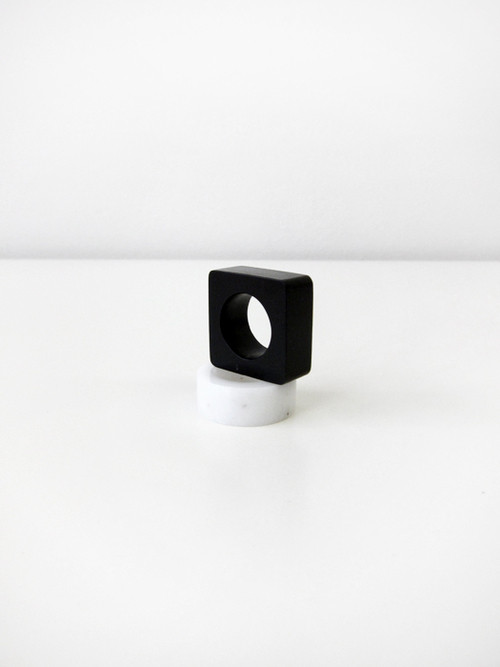 Autoctona Nero E Blanco (Marble Rings) Autoctona Nero E Blanco (Marble Rings)