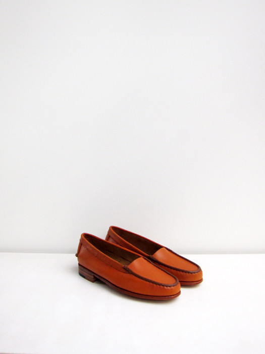 Martiniano Neubau, Saddle Martiniano Neubau, Saddle