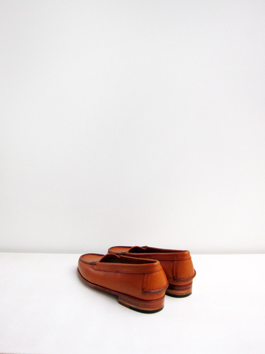 Martiniano Neubau, Saddle Martiniano Neubau, Saddle
