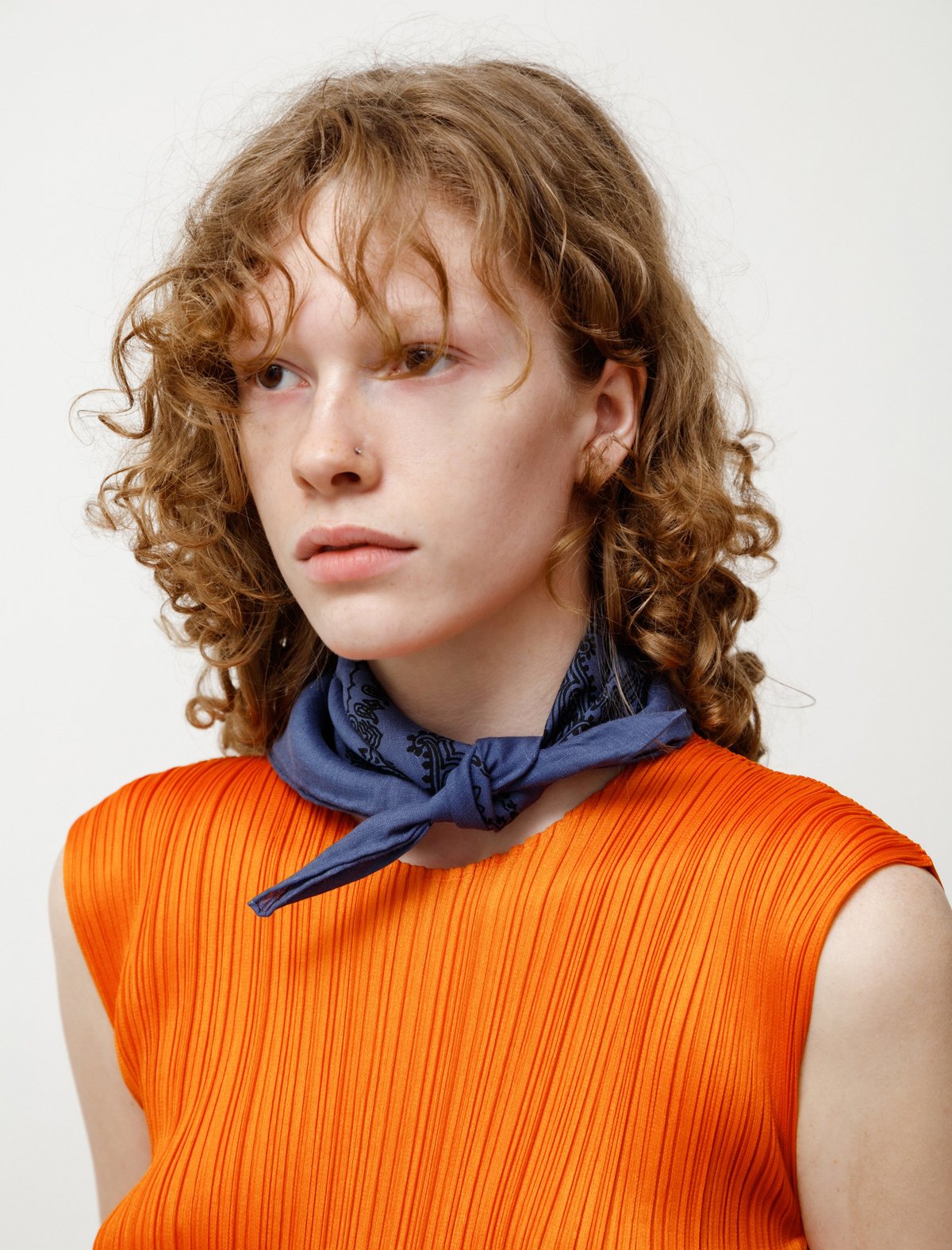 Margaret Howell Paisley Print Scarf in Linen Voile - Pacific Black