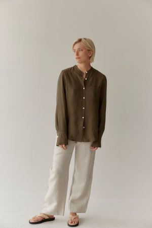 Mina Ease Shirt - Olive Mina Ease Shirt - Olive