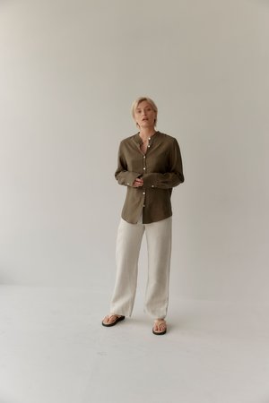 Mina Ease Shirt - Olive Mina Ease Shirt - Olive