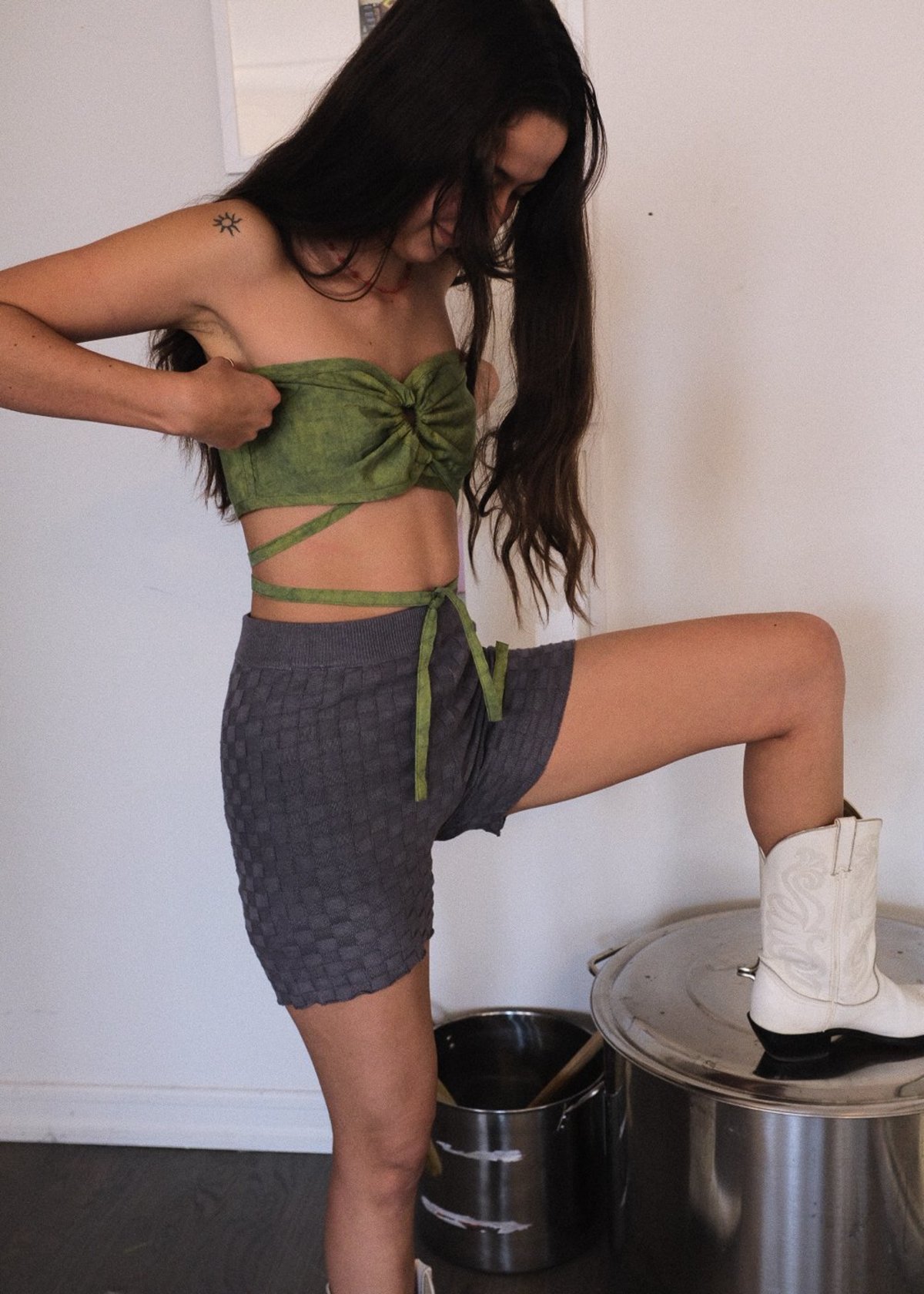 Overdyed Besos Bandeau | Leaf - Image 8 of 10