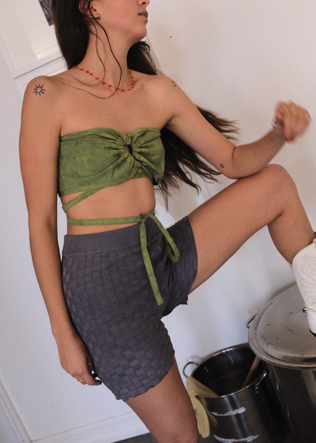 Overdyed Besos Bandeau | Leaf - Image 9 of 10