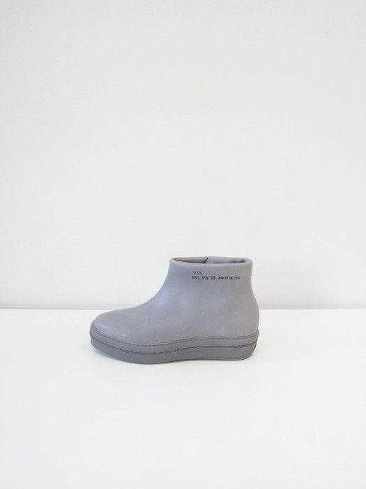 Jean Nouvel/Rucoline Pure Gray Jean Nouvel/Rucoline Pure Gray
