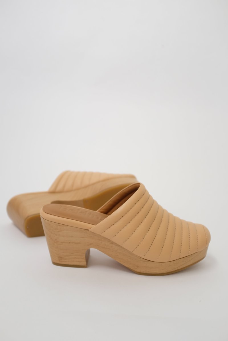 Beklina Ribbed Clog - Pretzel Beklina Ribbed Clog - Pretzel
