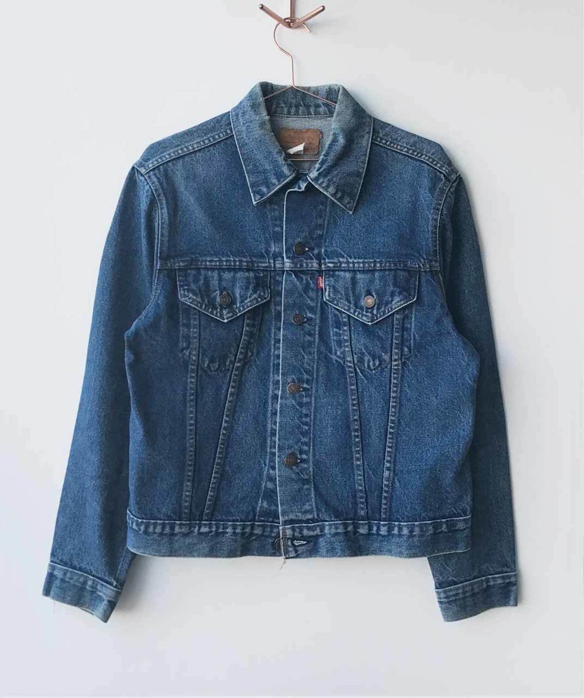 美品即決！LEVI'S® VINTAGE DENIM JACKETS 90's Vintage Levi's Full Zip Denim Jacket in Blue, Size: M