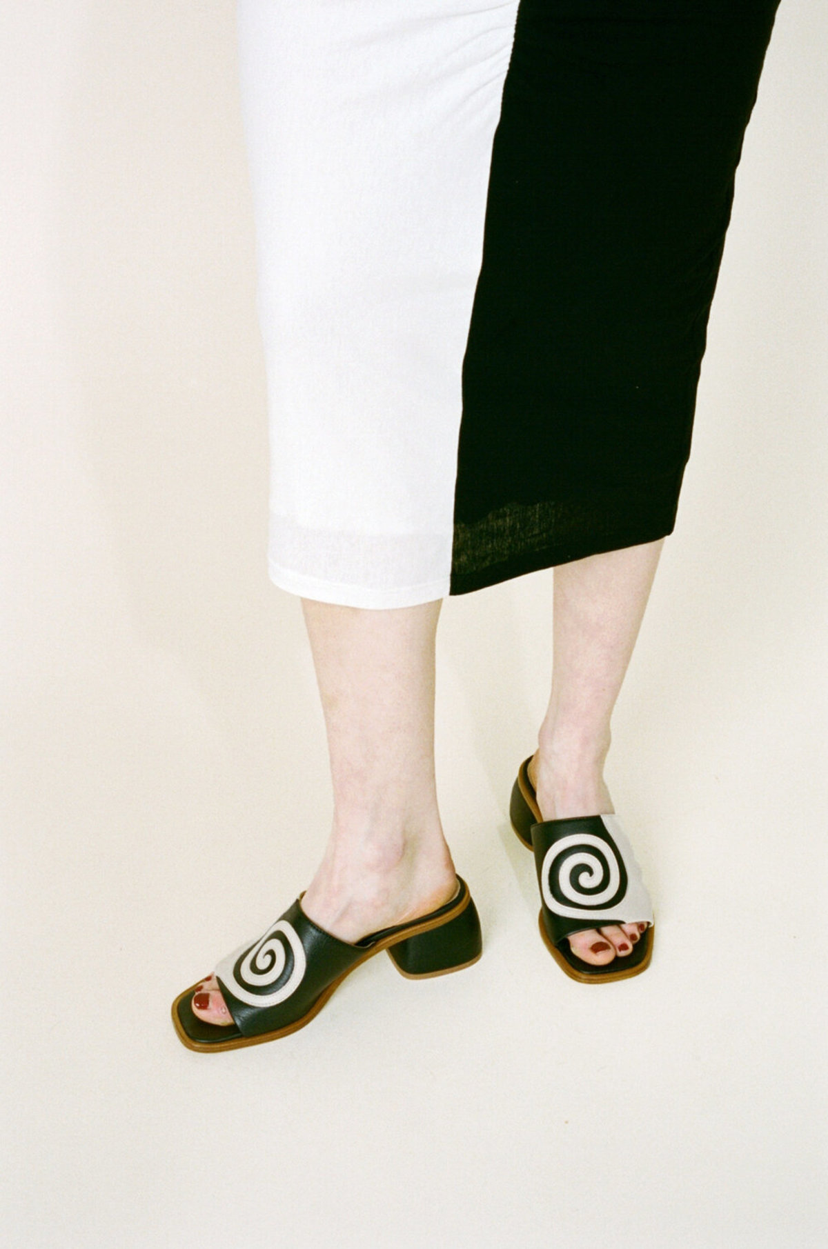 PALOMA WOOL Tornado Slides - Black/White | Garmentory