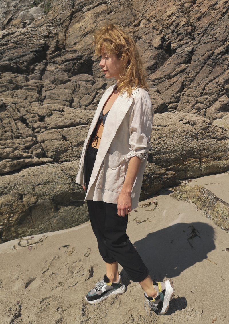 Berenik  natural linen LIGHT SUMMER BLAZER - whithe