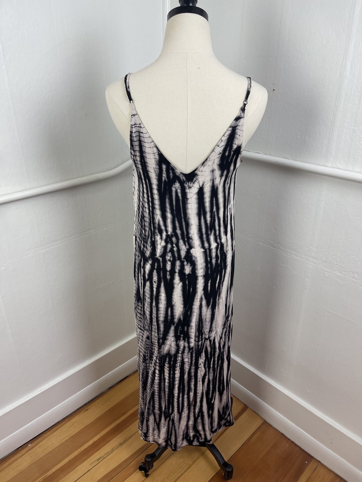 Pre-loved Fifteen Twenty Tie Dye Maxi Dress - black multi - Image 7 of 10