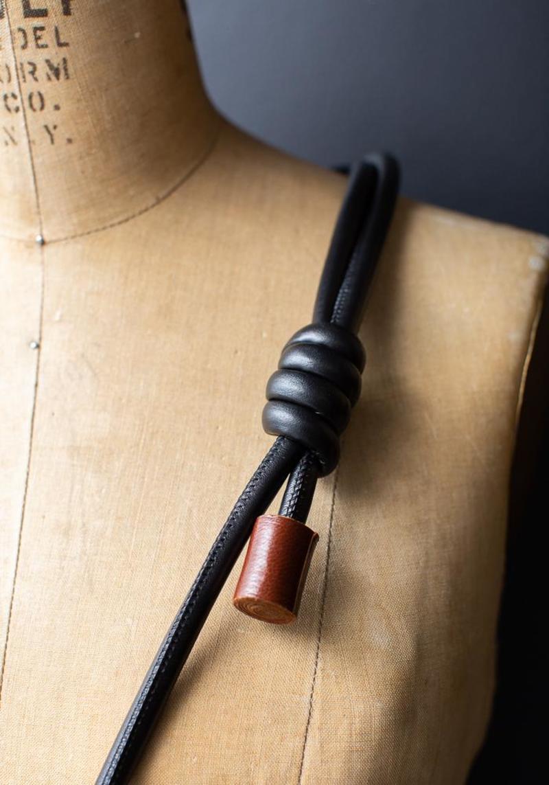 Methodology Cocoa Leather Wallet Bag - brown