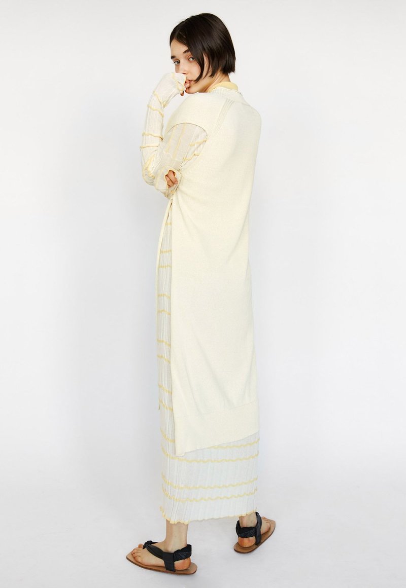 Rus Brouillard Vest - Chalk