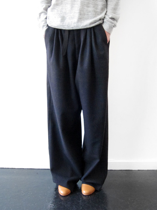 Bless Ultrawidepleated Pant Bless Ultrawidepleated Pant