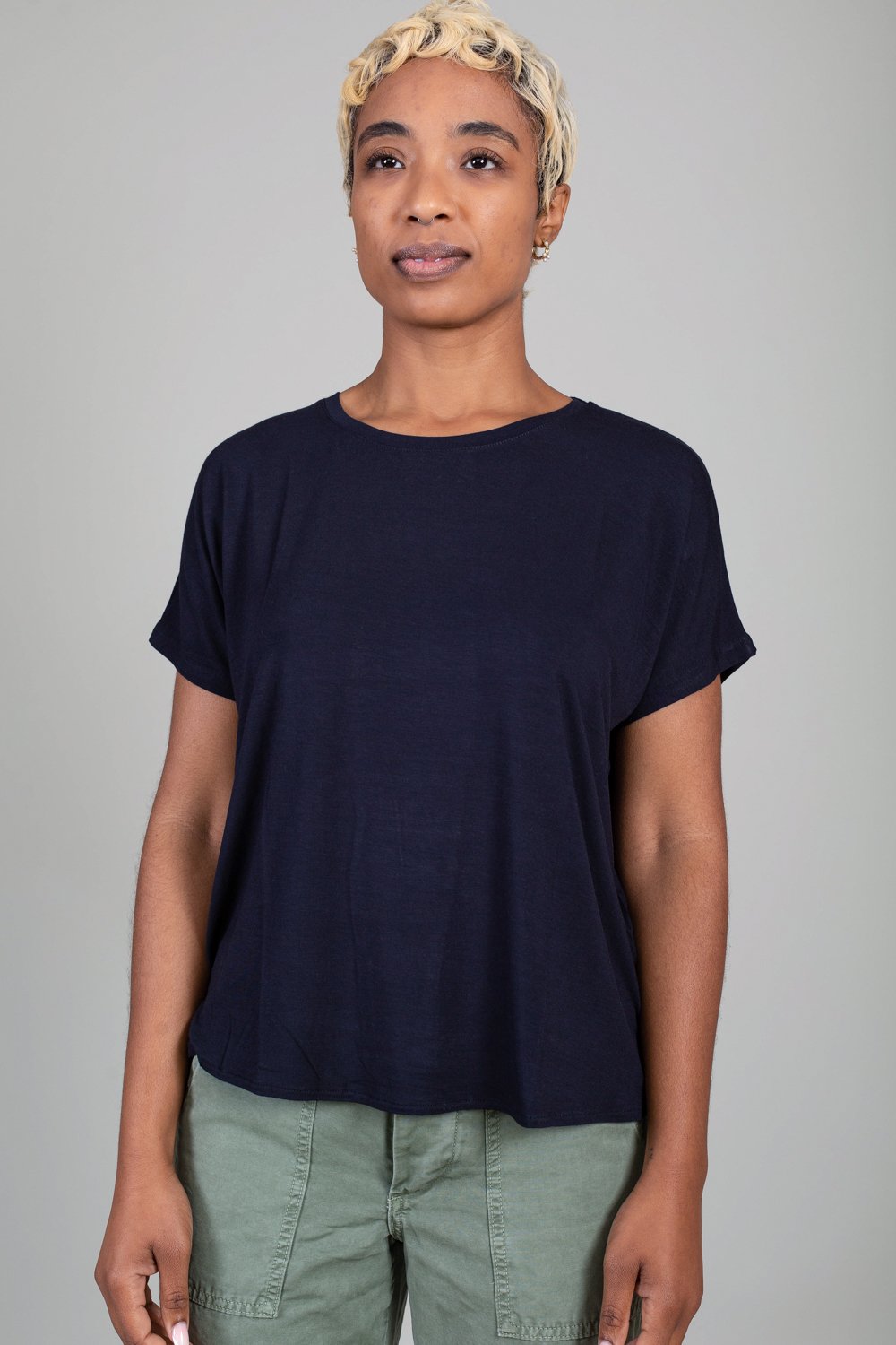Majestic Soft Touch Semi Relaxed Button Down Long Sleeve in Noir
