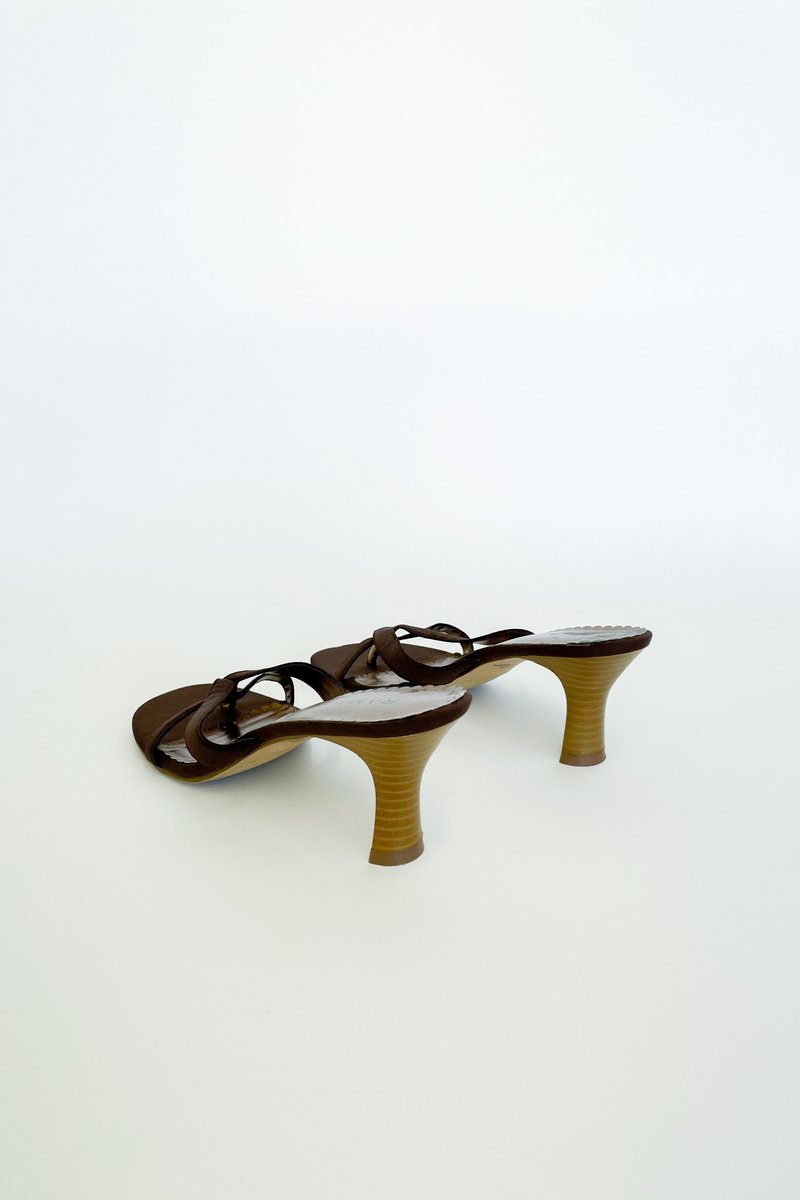vintage Caroline Holley Strappy Thong Sandals - Cocoa 