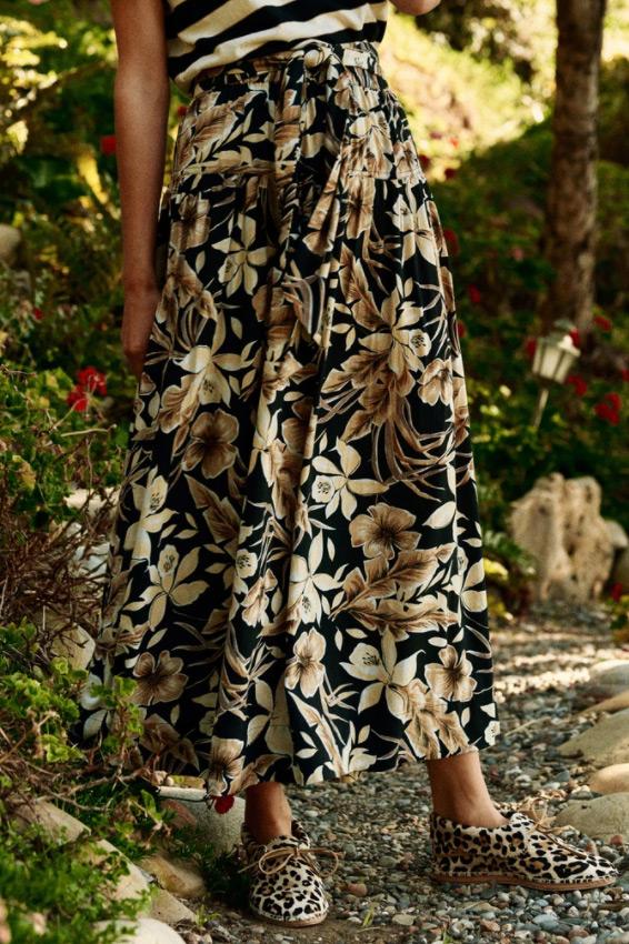 The Highland Skirt | Blue Scattered Bloom