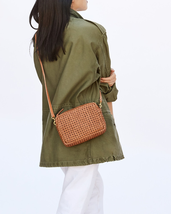 Clare V. Midi Sac - Tan Rattan Clare V. Midi Sac - Tan Rattan