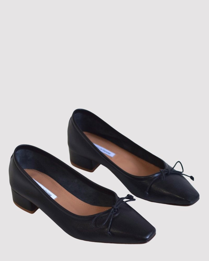 About Arianne Mina Pumps - Night About Arianne Mina Pumps - Night