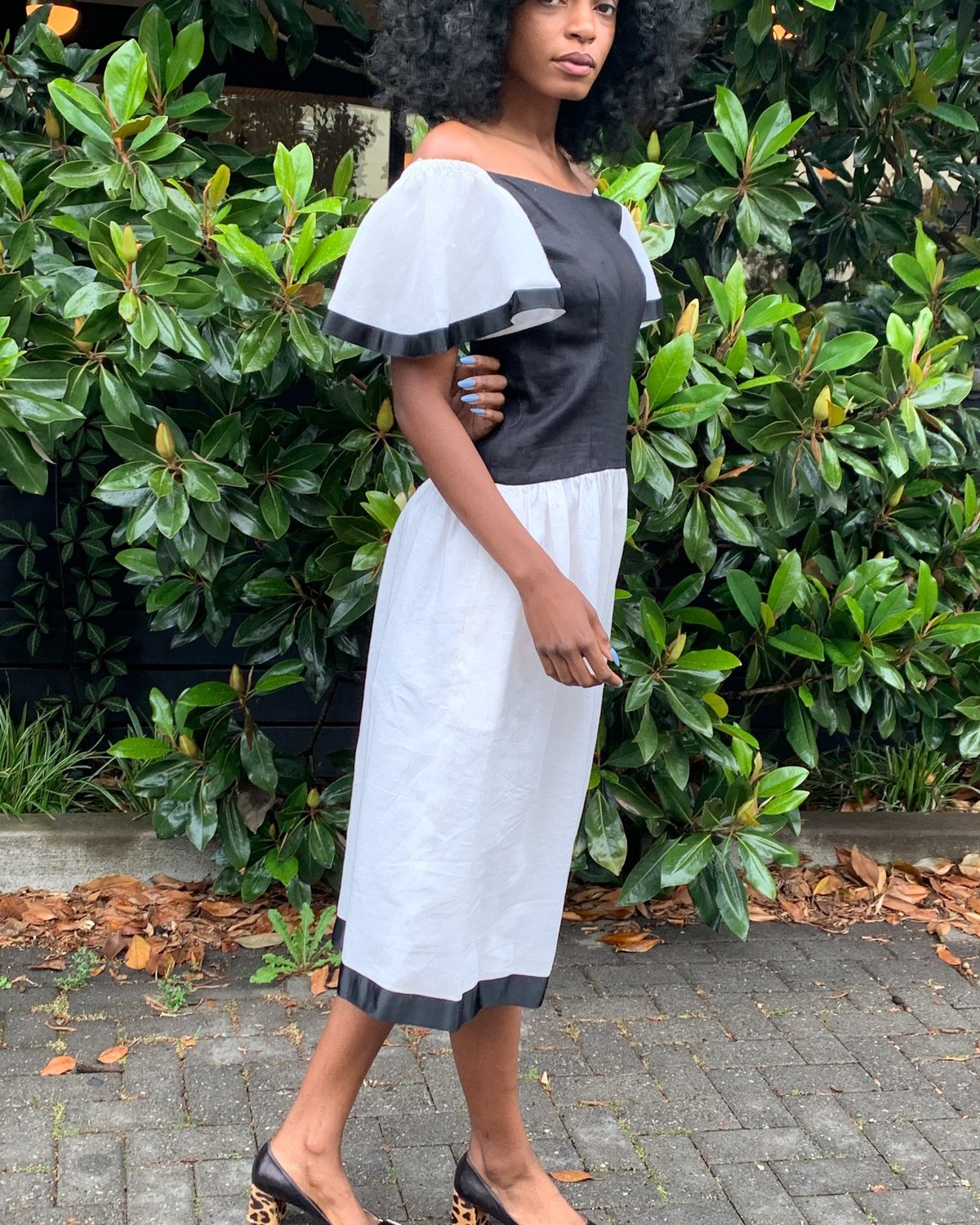Vintage Linen Flutter Sleeve Dress - white/BLACK | Garmentory Vintage Linen Flutter Sleeve Dress - white/BLACK | Garmentory