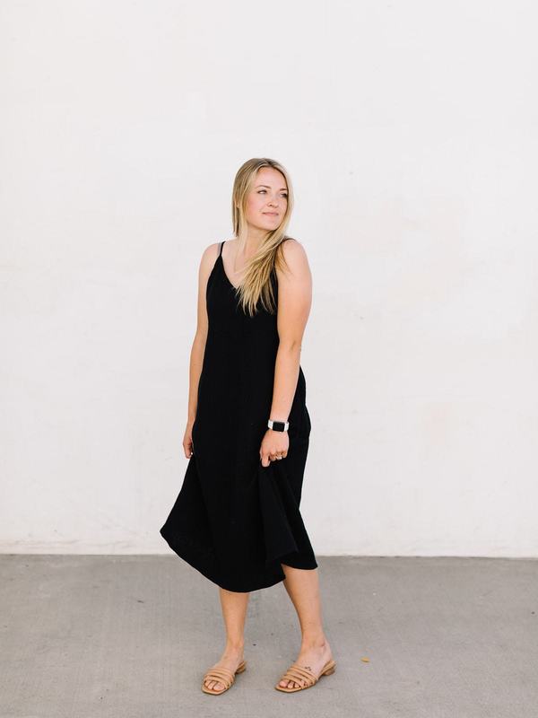 Pinch Gauze V-neck Dress - Black | Garmentory
