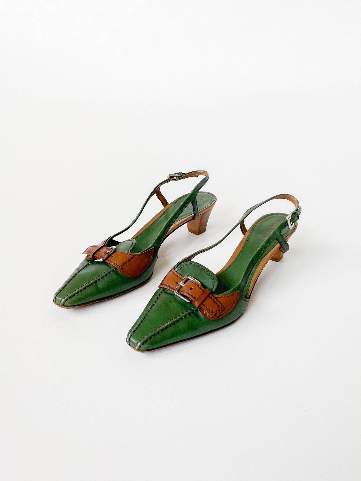 シューズ・サンダルその他 Prada Brushed leather decollete in fir green Fir Green Brushed Leather Pumps | PRADA