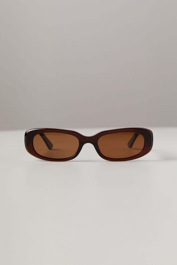 Raie Jacquie Sunglasses - Choc | Garmentory display picture 1