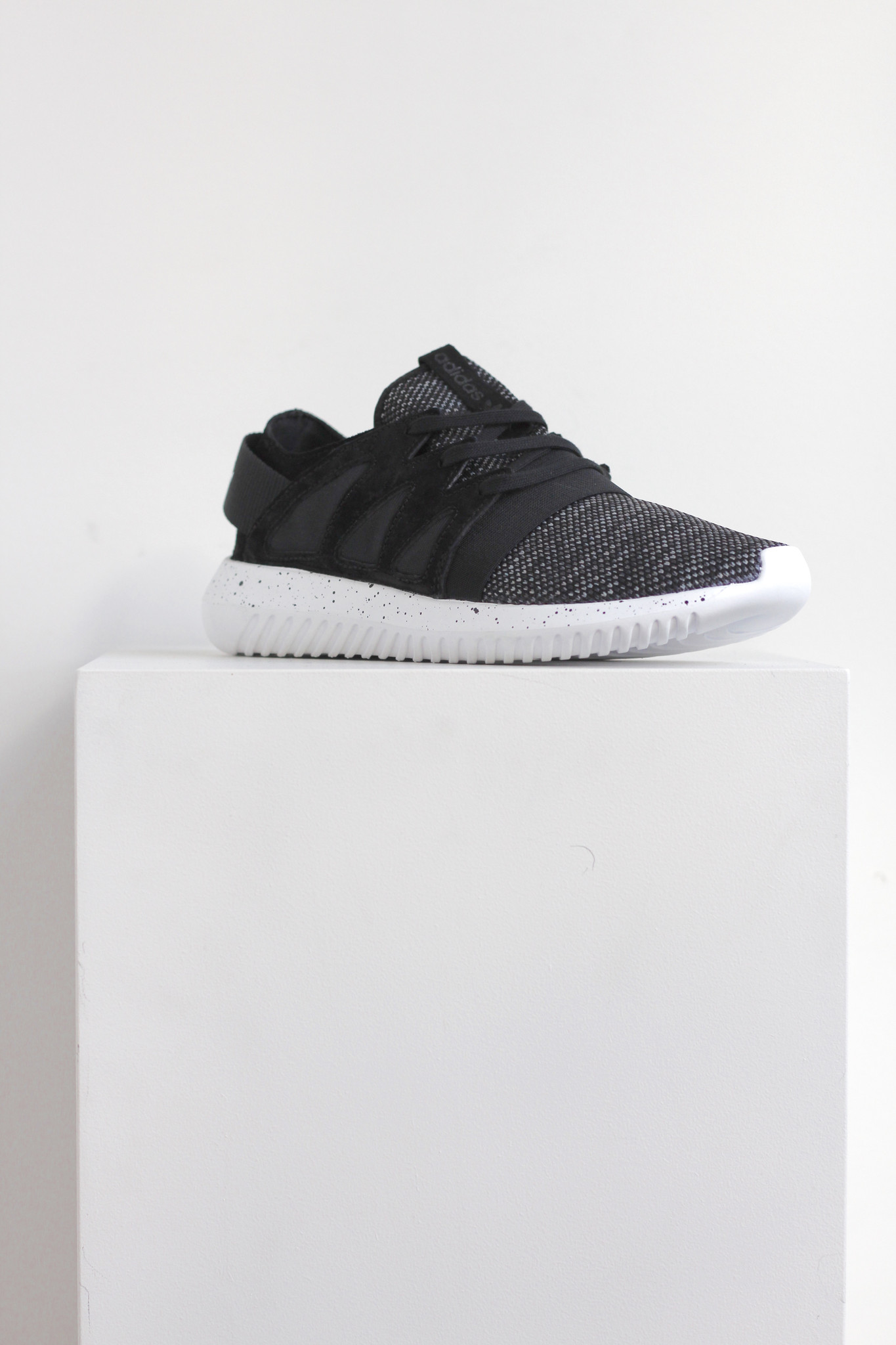 adidas originals navy tubular viral sneakers