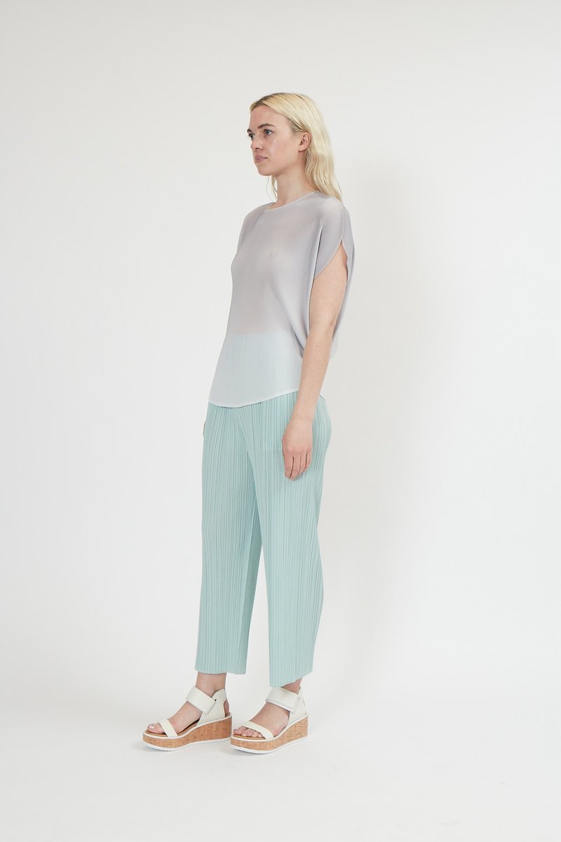 【Jmom】PLEATS PLEASE MISTミスト 折返し襟トップス Jmom様 専用】PLEATS PLEASE MISTミスト 折返し襟トップス