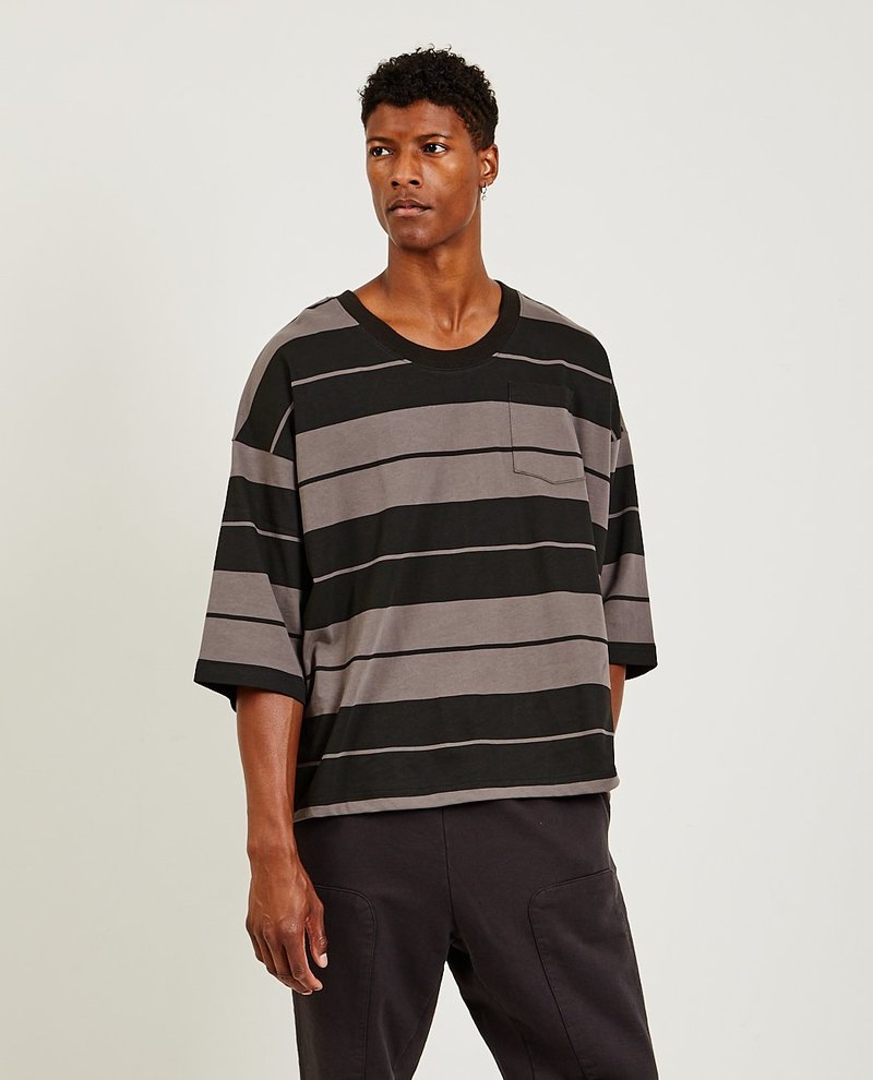 【WILLYCHAVARRIA】BUFFALO POCKET T Buffalo Pocket Tee Earth Day in Black – SVRN