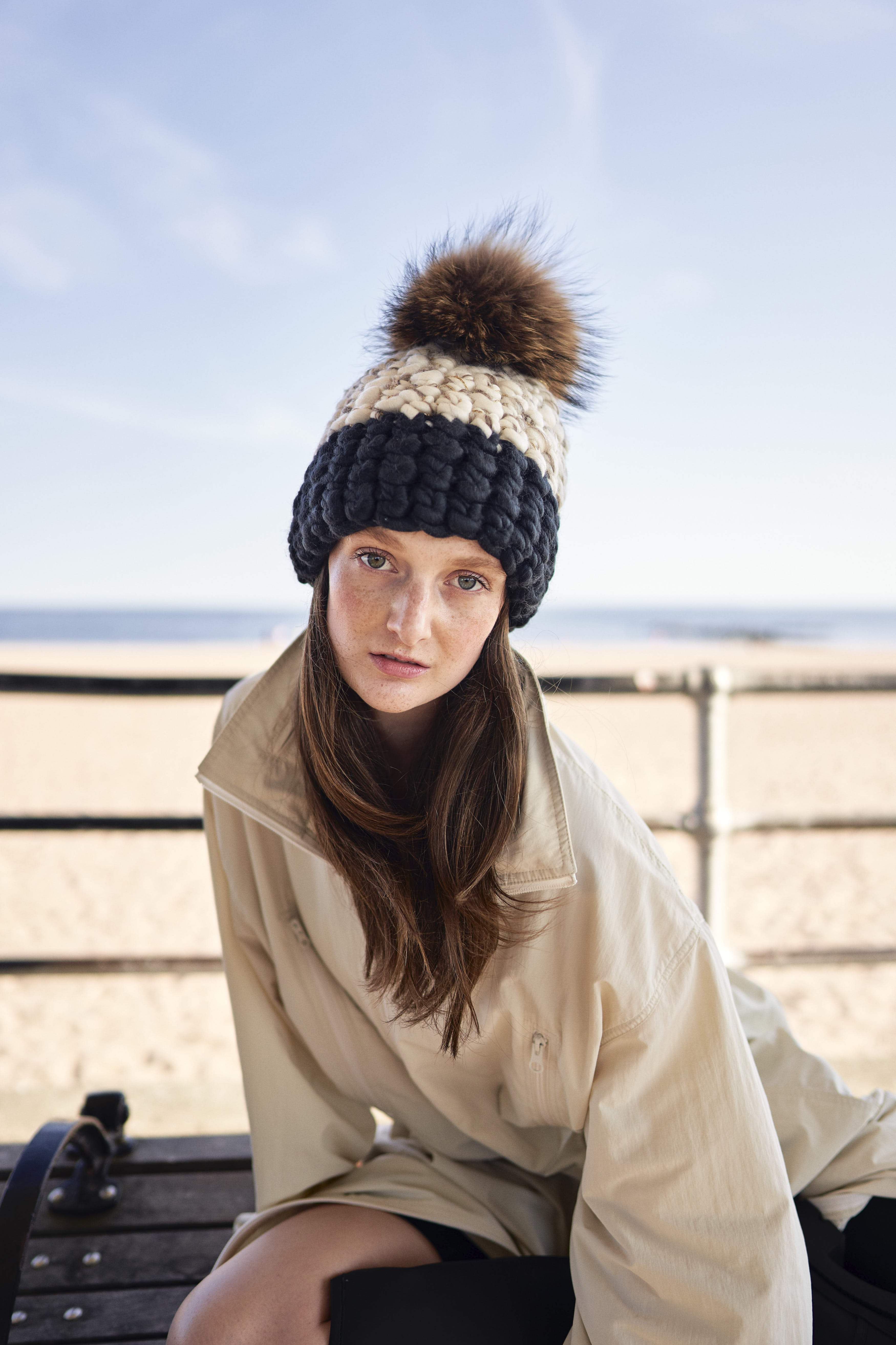 Mischa Lampert Pomster Chunky Knit Beanie w/ Raccoon Fur Pom | Size S | EUC white/marble blend + gold sparkle | raccoon xl pom beanie  main image 2