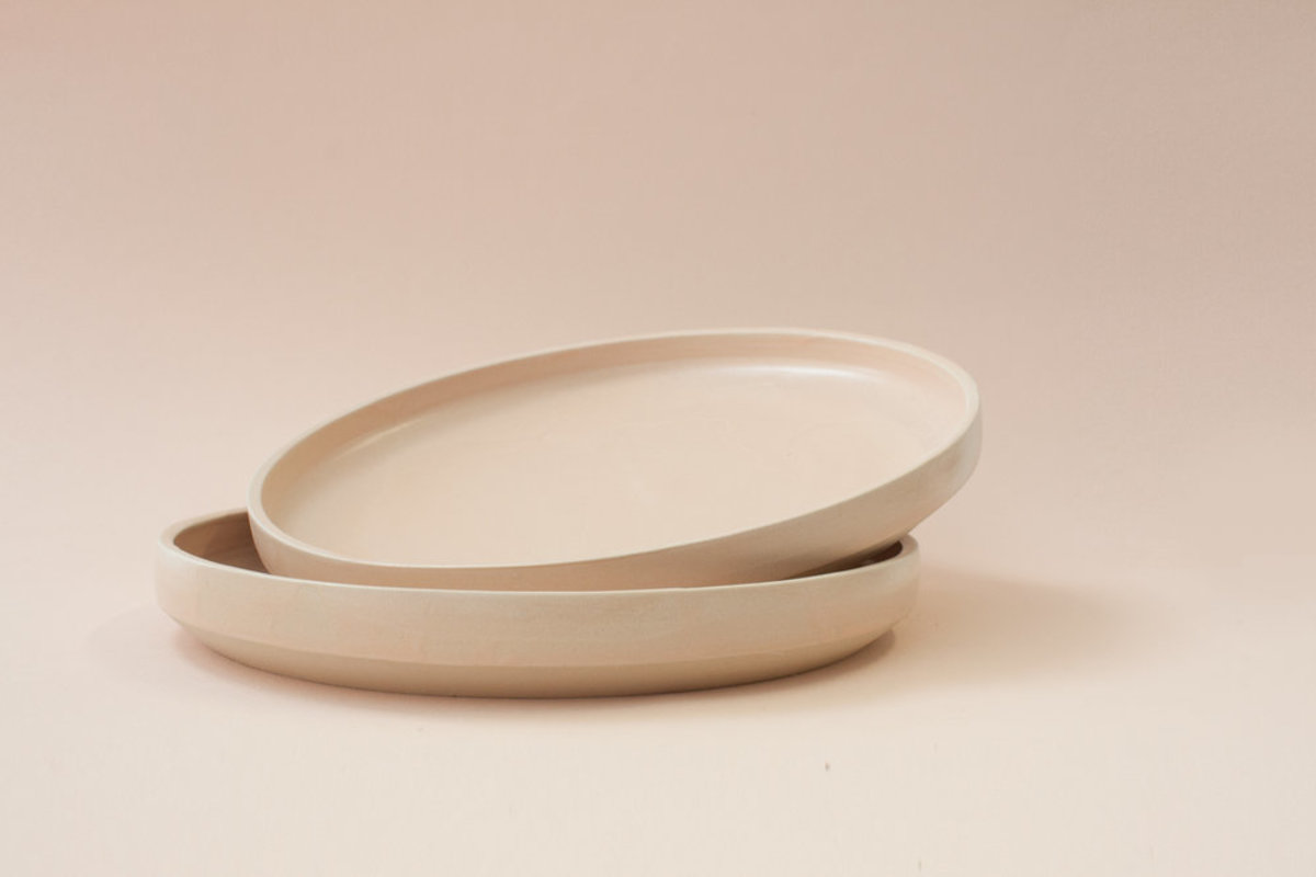 YYY 9" stacking peach plates - Image 1 of 3