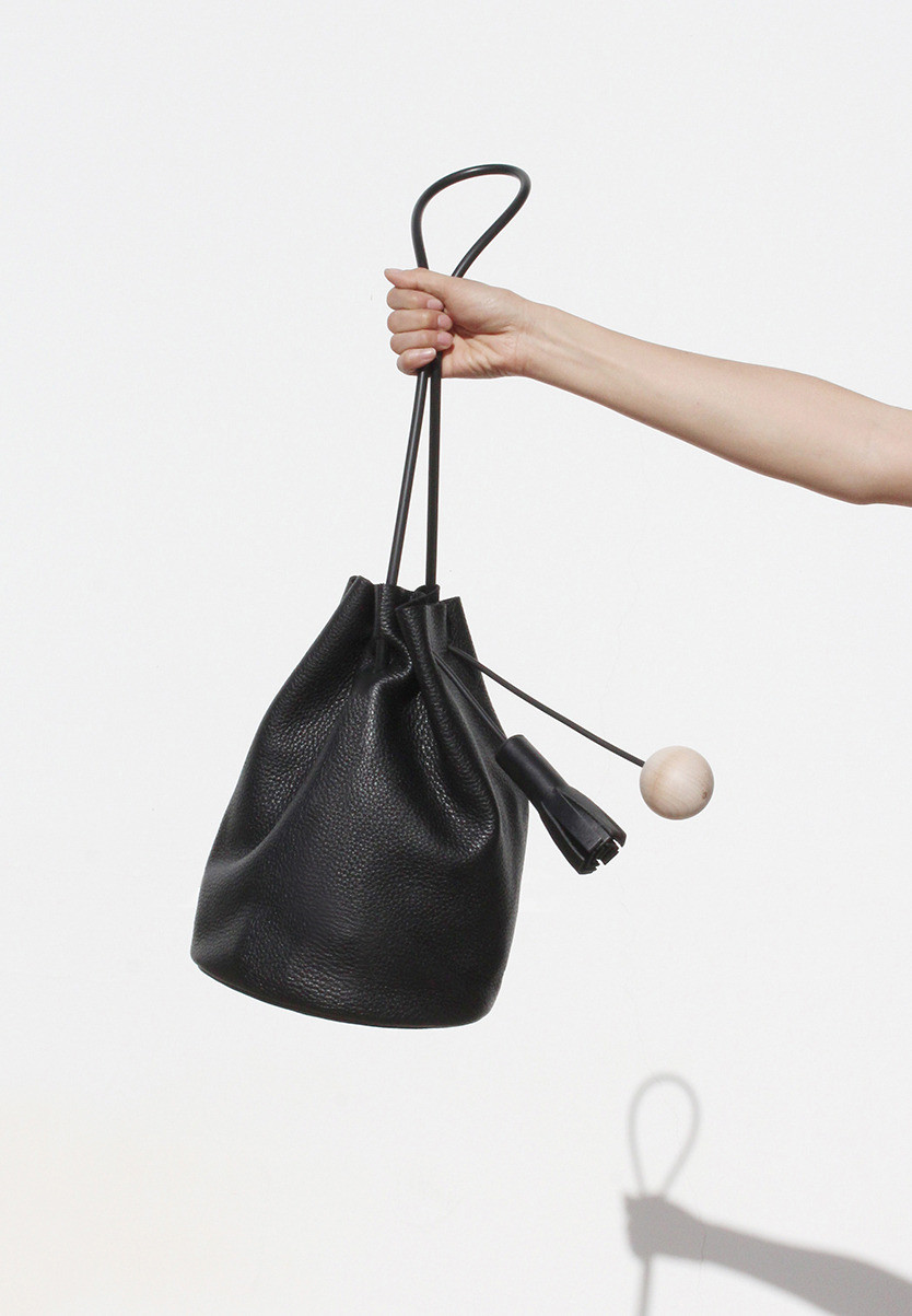 ビルディングブロックBucket in Pebbled バケットバッグ Building Block Bucket Bag | Garmentory