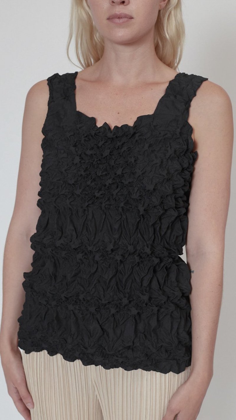 Issey Miyake Dots Shibori Top - Black | Garmentory