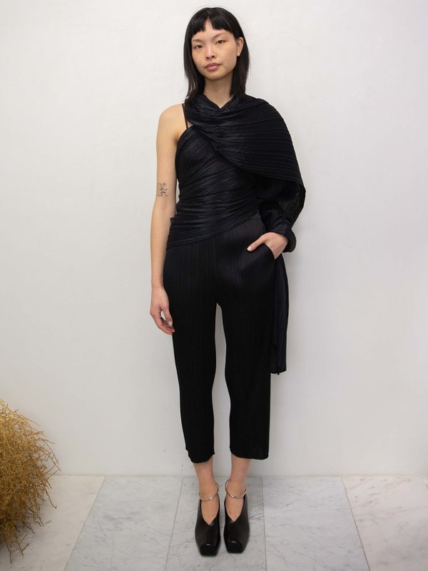 Pleats Please by Issey Miyake Madame T Stole - Black