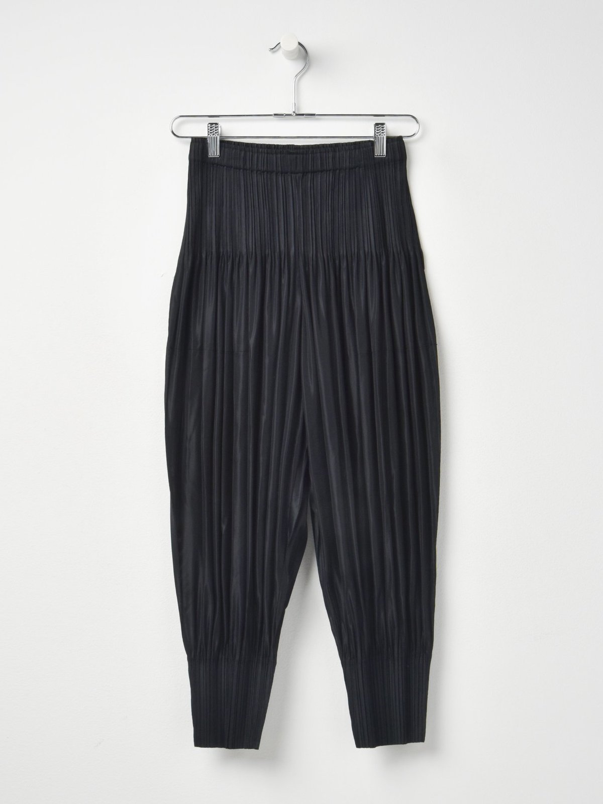 Pleats Please By Issey Miyake Fluffy Basics Pants - Black
