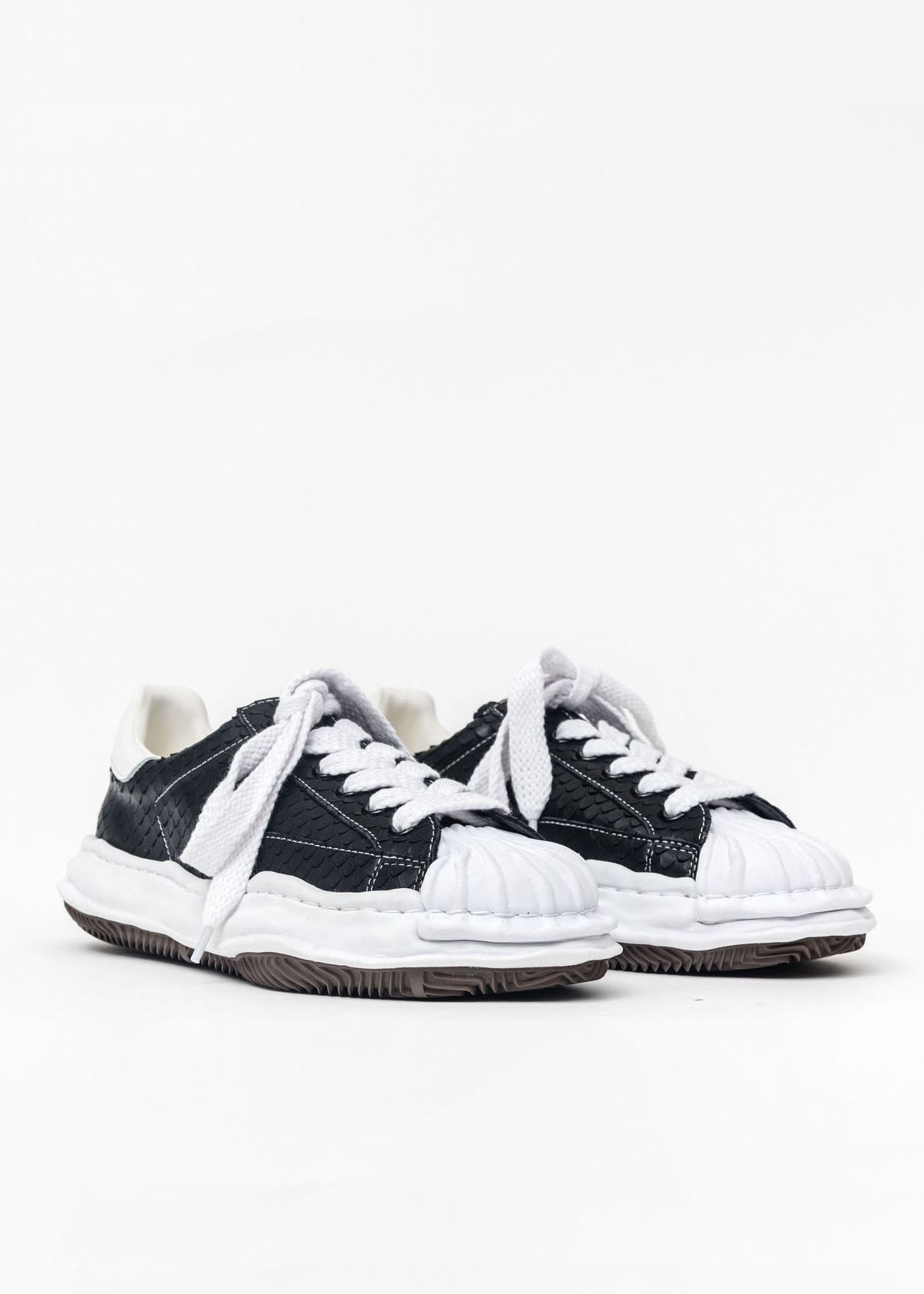 Mihara Yasuhiro Original Shell Toe Sole Leather Lowtop  display picture 3