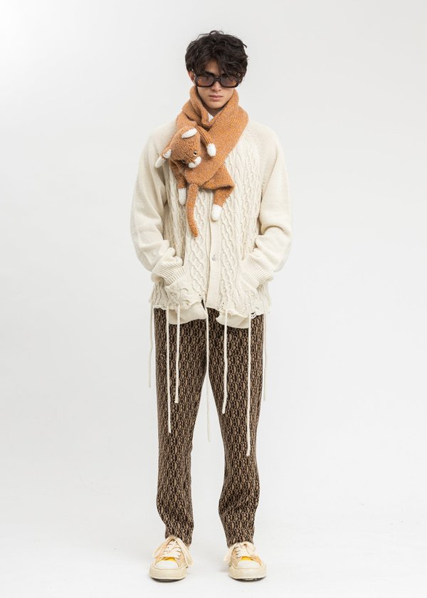 Doublet Stuffed Cat Hand-Knitting Scarf - Camel | Garmentory