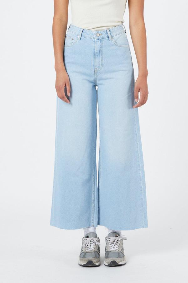 Dr. Denim aiko cropped jeans - empress light blue | Garmentory