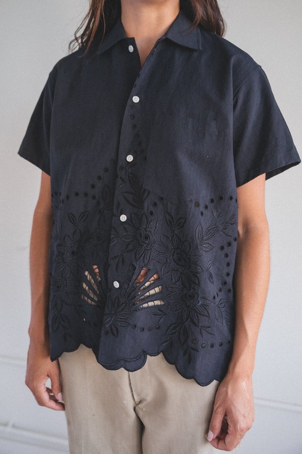 トップス BODE LACE CUTWORK SHIRT Bode Lace Cutwork Short Sleeve Shirt - Black | Garmentory