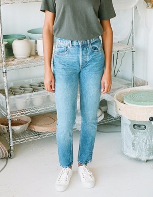 Boyish The Billy Jeans - Conversation 