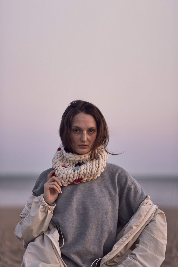 mischa lampert - primary snood small 