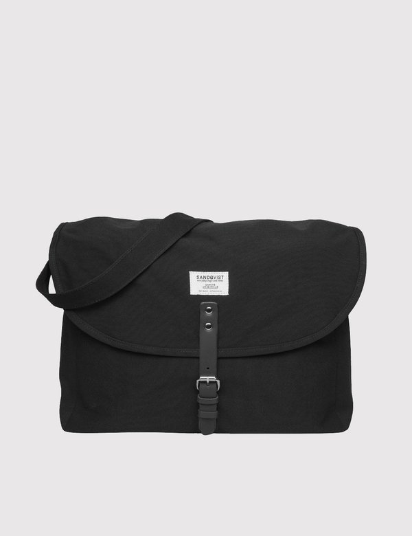 Sandqvist Jack Ground Messenger Bag Black Garmentory